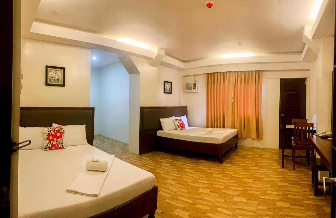 אל נידו Jurias Garden Hotel מראה חיצוני תמונה