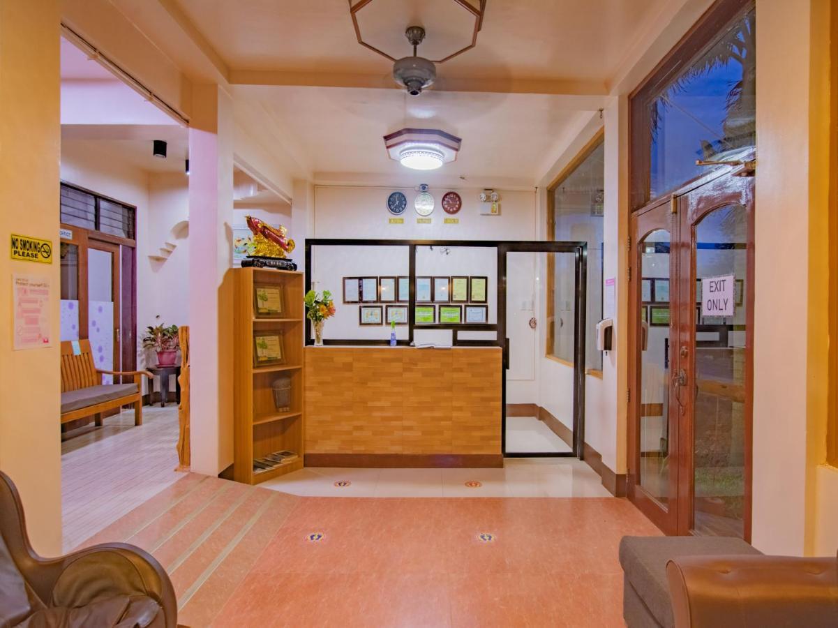 אל נידו Jurias Garden Hotel מראה חיצוני תמונה