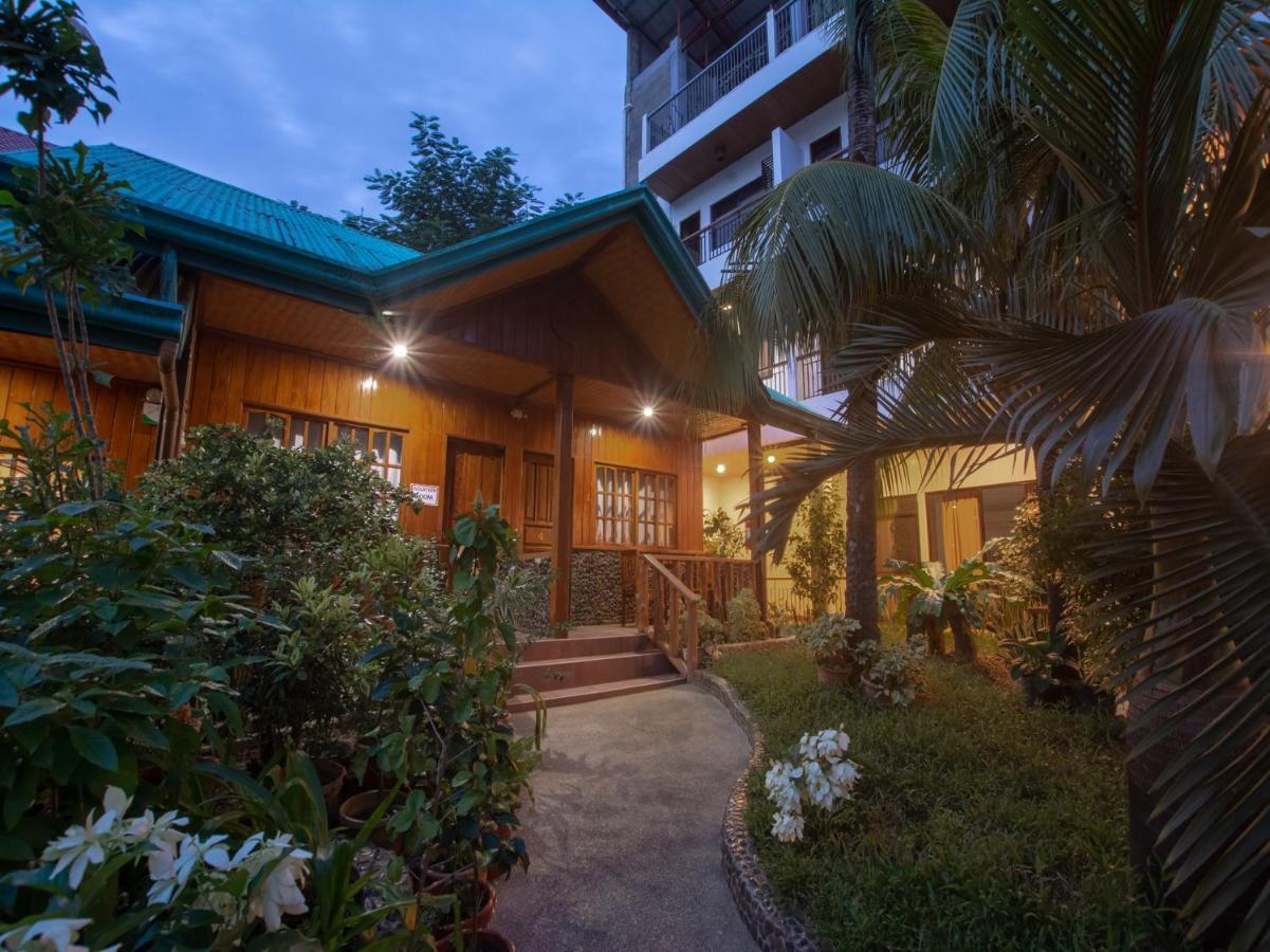אל נידו Jurias Garden Hotel מראה חיצוני תמונה