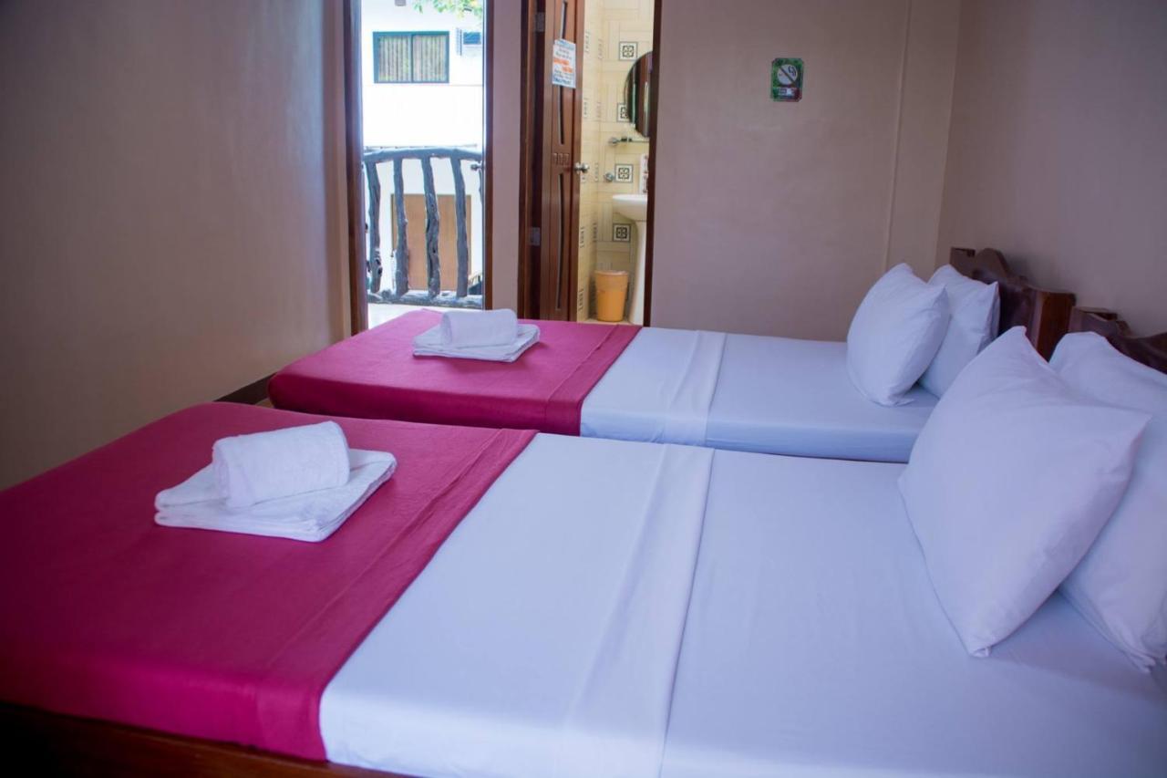 אל נידו Jurias Garden Hotel מראה חיצוני תמונה